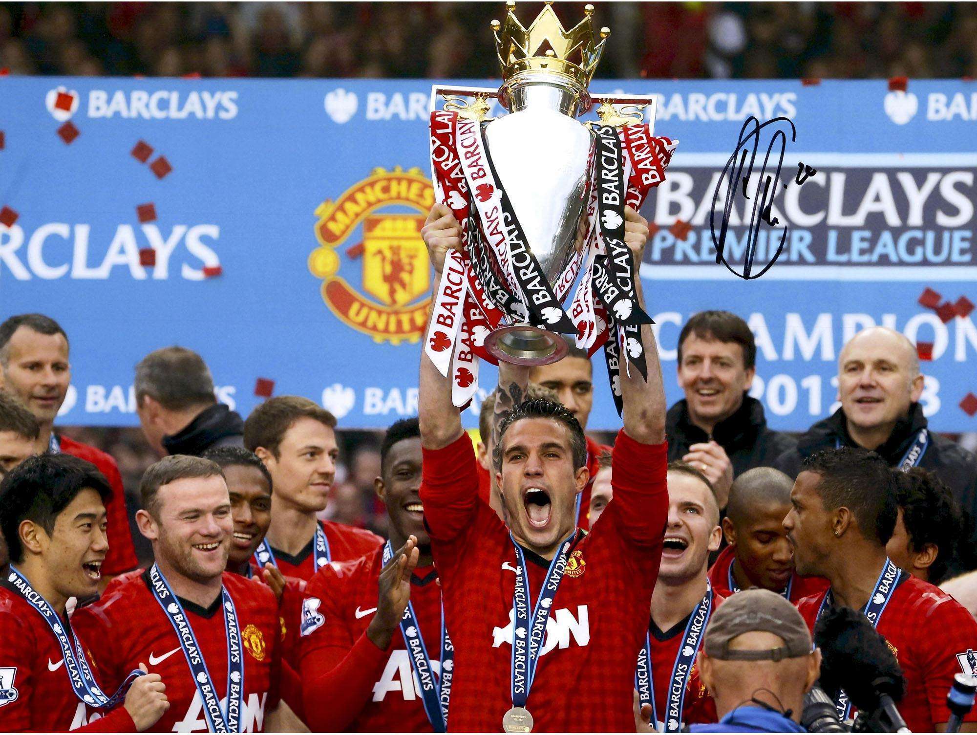 帅惟浩从中学突飞猛进，被破格选入亚冠，潜力巨大，成都蓉城为其定制三年培养计划，引多家豪门关注。（帅惟浩飞速崛起破格入亚冠，成都蓉城定制三年培养计划，豪门纷纷关注）